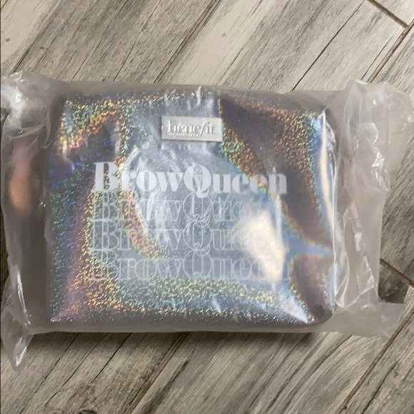 Benefit Brown Queen Sparkly Silver Makeup Bag - Picture 3 of 5